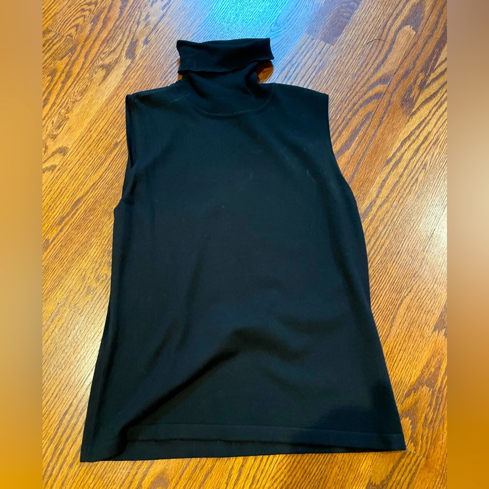 Carlisle turtle neck tank size L brand new